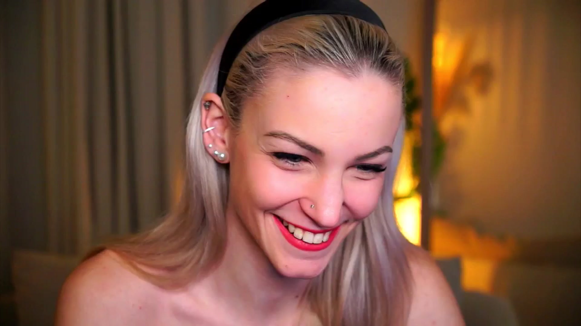 Gallery image thumbnail from Pretty_Choice's myfreecams stream on, 12/14/2025, 15:01 image 4 of 20