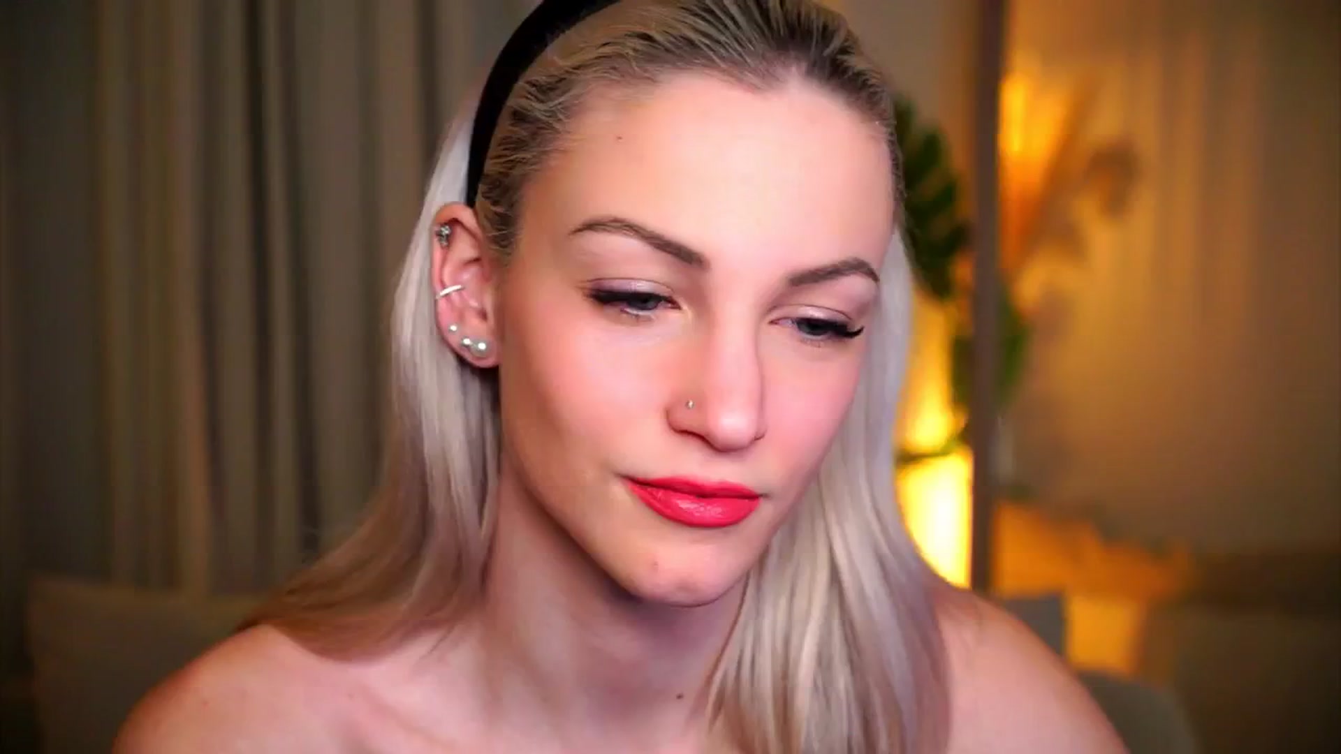 Gallery image thumbnail from Pretty_Choice's myfreecams stream on, 12/14/2025, 15:01 image 3 of 20