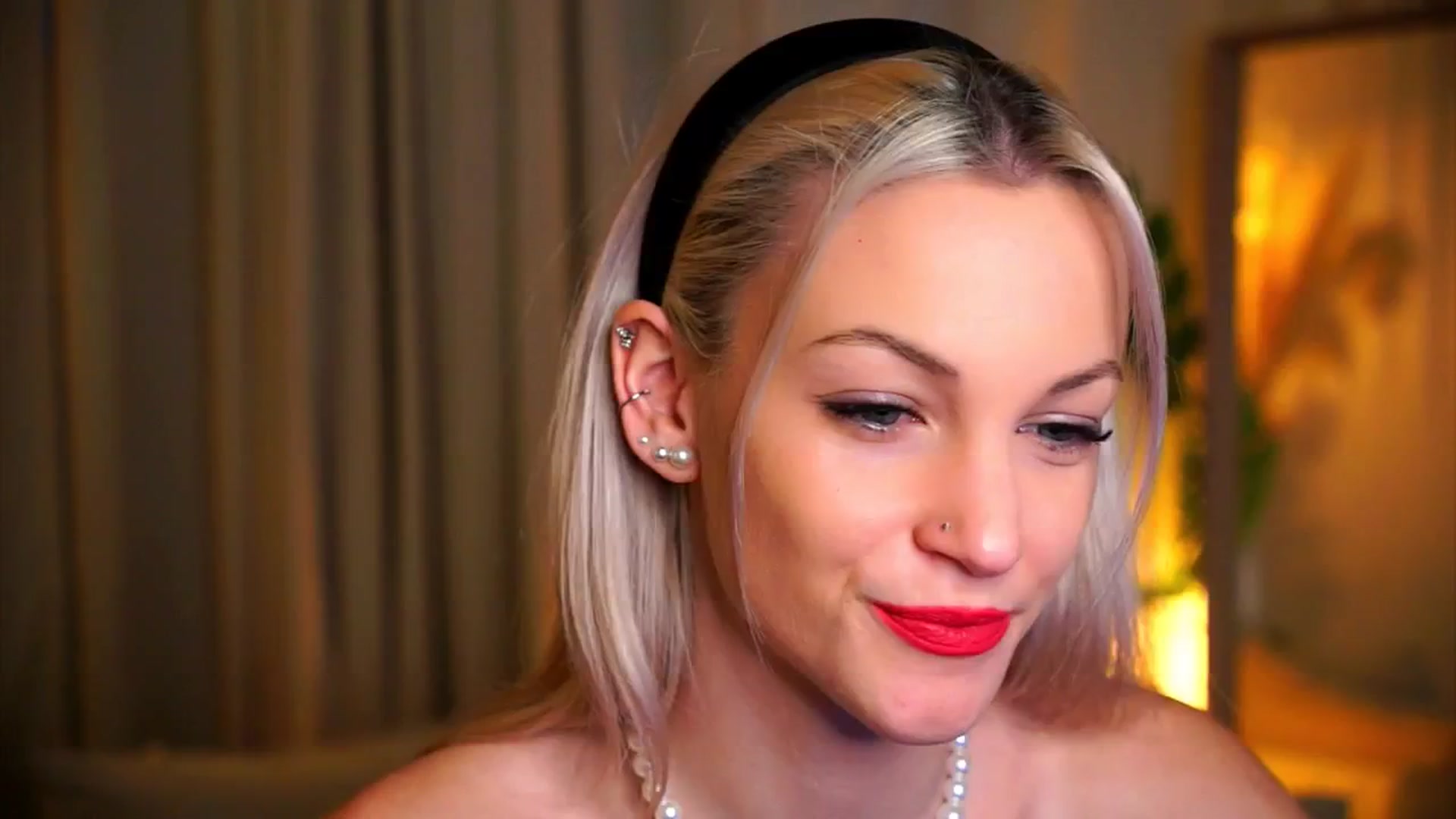 Gallery image thumbnail from Pretty_Choice's myfreecams stream on, 12/15/2025, 14:34 image 10 of 20