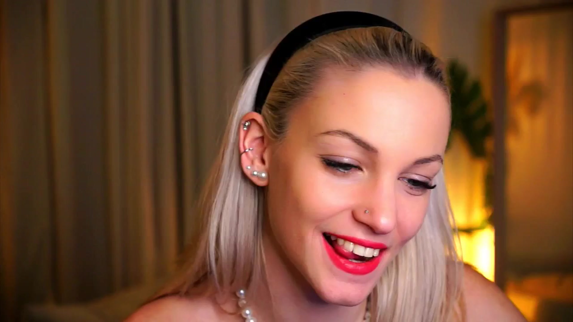 Gallery image thumbnail from Pretty_Choice's myfreecams stream on, 12/15/2025, 16:24 image 2 of 20