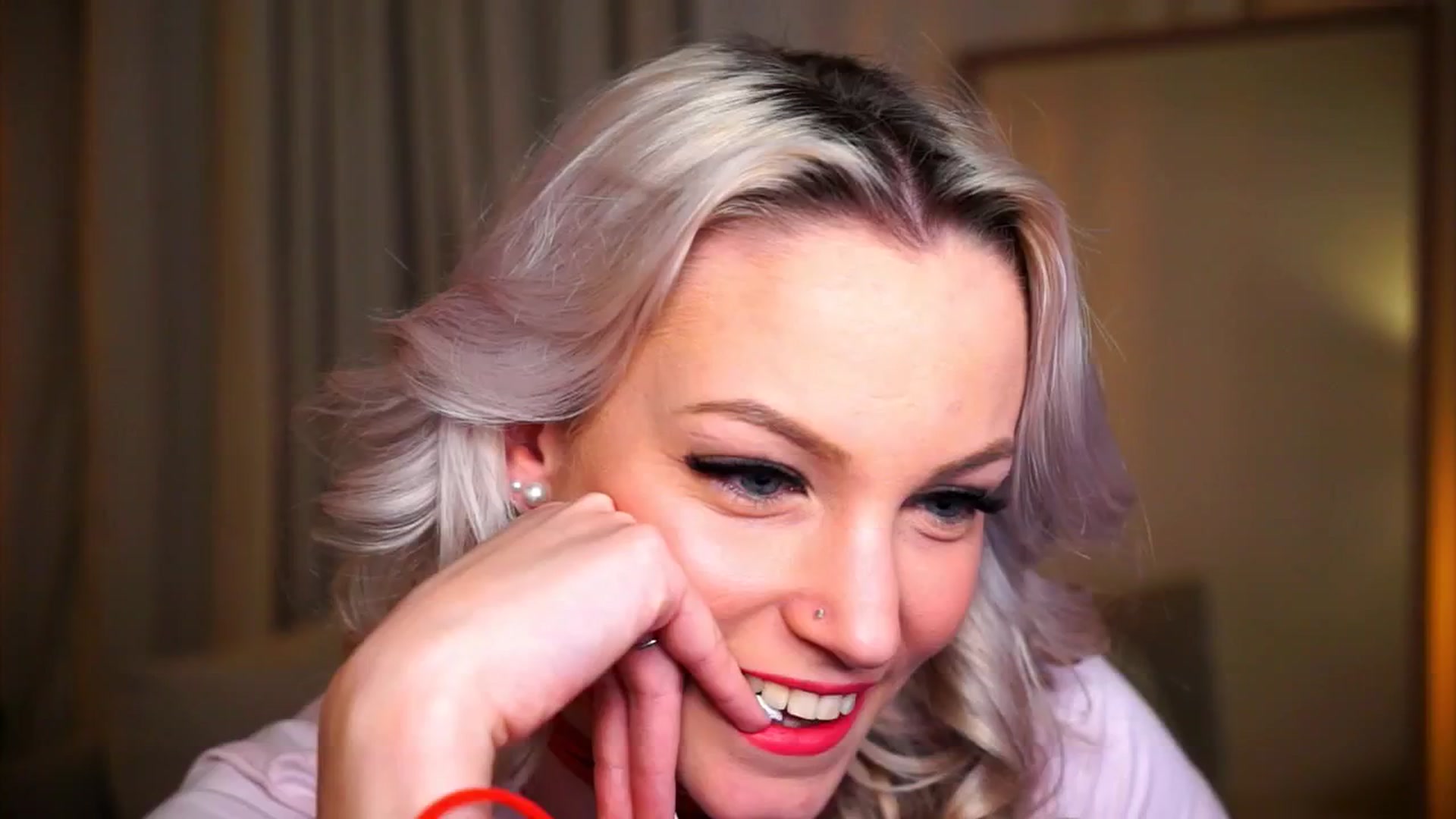 Gallery image thumbnail from Pretty_Choice's myfreecams stream on, 01/04/2026, 16:48 image 12 of 20