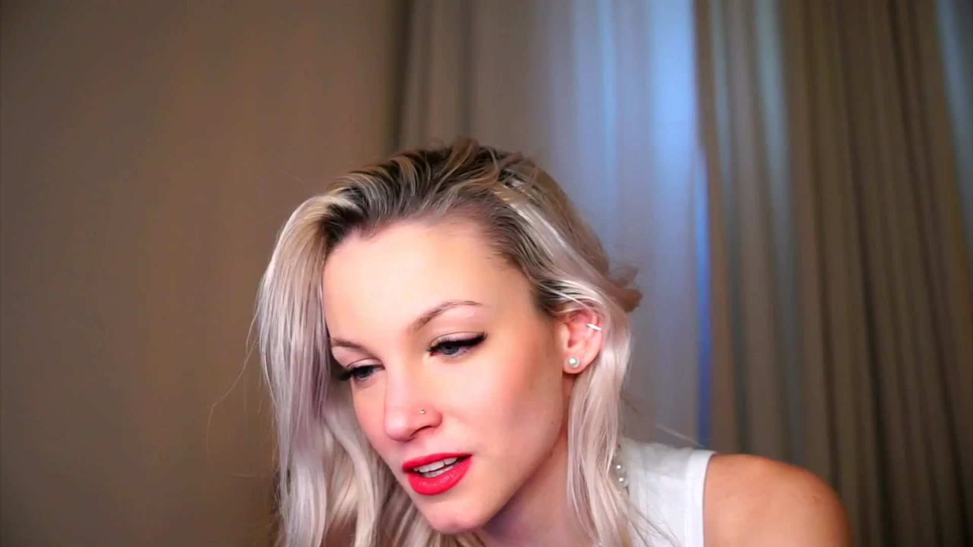 Gallery image thumbnail from Pretty_Choice's myfreecams stream on, 01/05/2026, 12:35 image 17 of 20