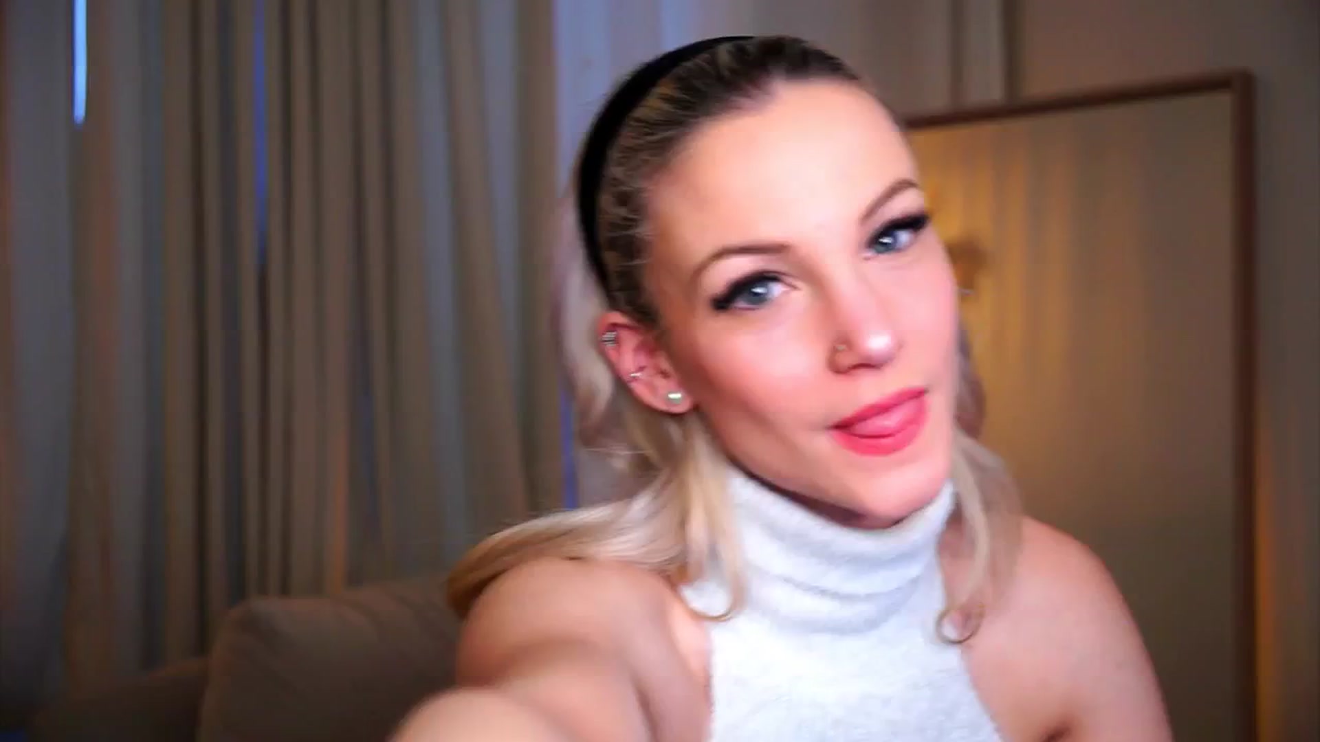 Gallery image thumbnail from Pretty_Choice's myfreecams stream on, 01/12/2026, 09:41 image 10 of 20
