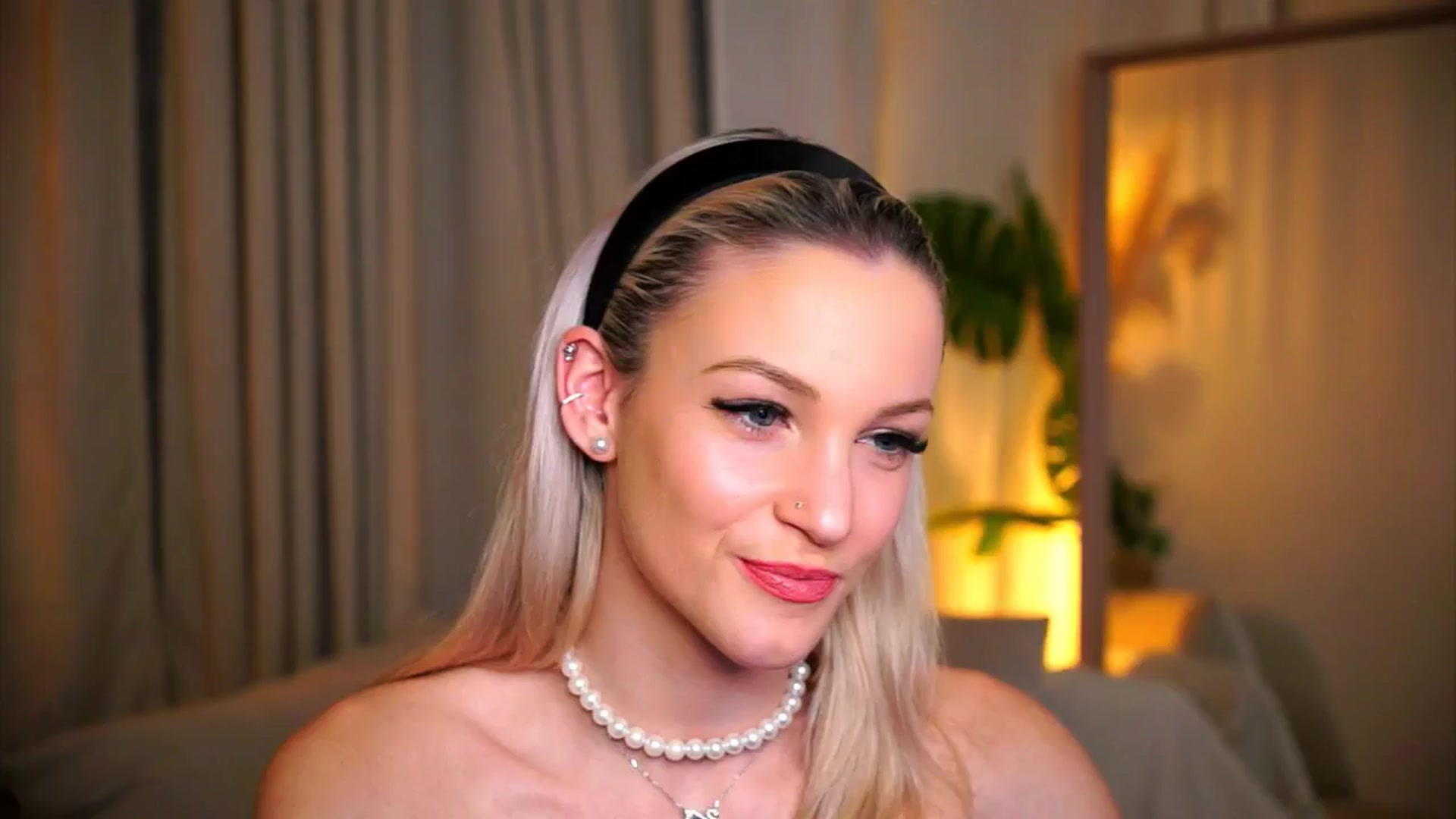 Gallery image thumbnail from Pretty_Choice's myfreecams stream on, 01/17/2026, 18:31 image 10 of 20