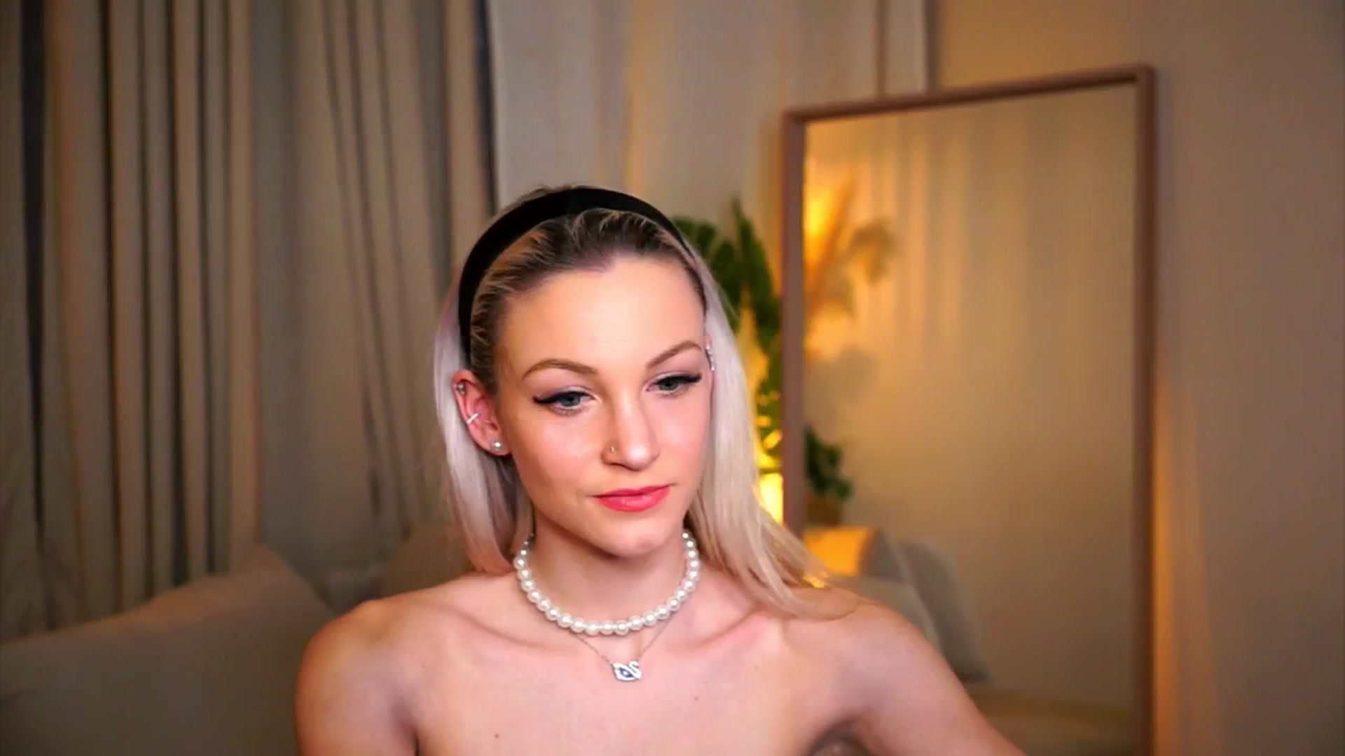 Gallery image thumbnail from Pretty_Choice's myfreecams stream on, 01/17/2026, 18:31 image 16 of 20
