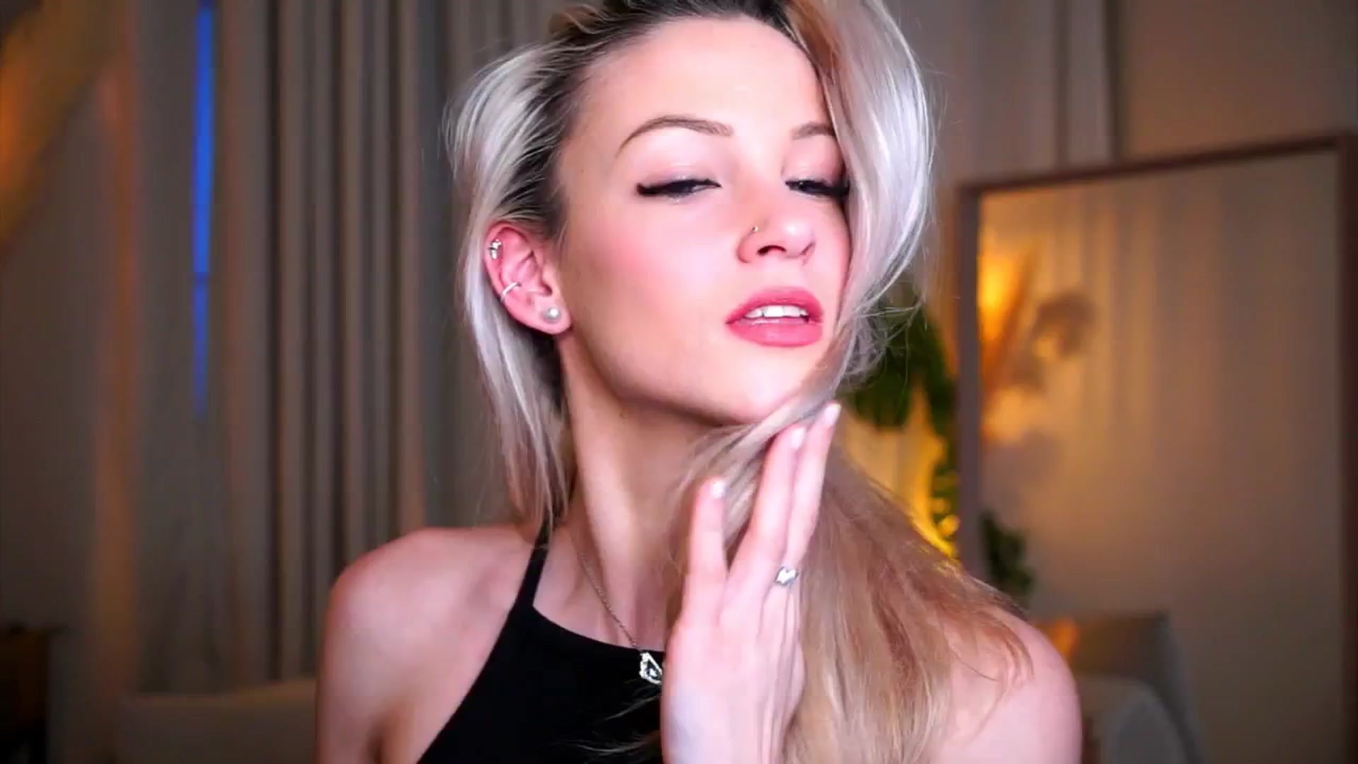 Gallery image thumbnail from Pretty_Choice's myfreecams stream on, 01/21/2026, 15:20 image 9 of 20