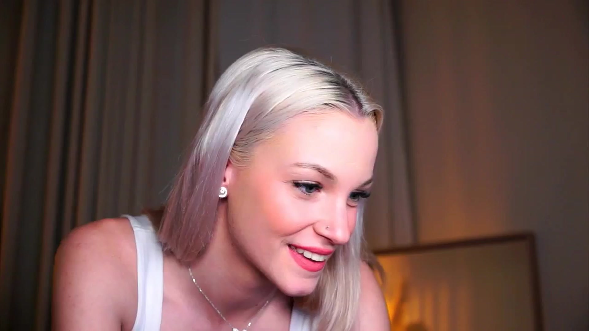 Gallery image thumbnail from Pretty_Choice's myfreecams stream on, 02/08/2026, 17:50 image 14 of 20