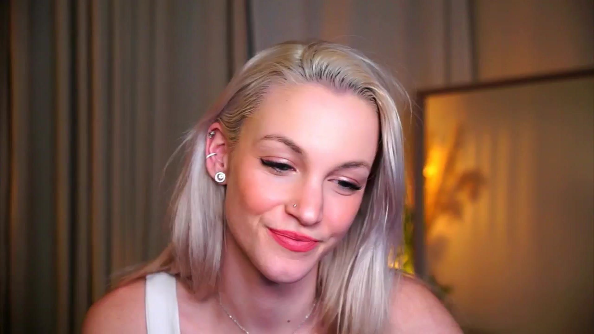 Gallery image thumbnail from Pretty_Choice's myfreecams stream on, 02/08/2026, 19:57 image 6 of 20