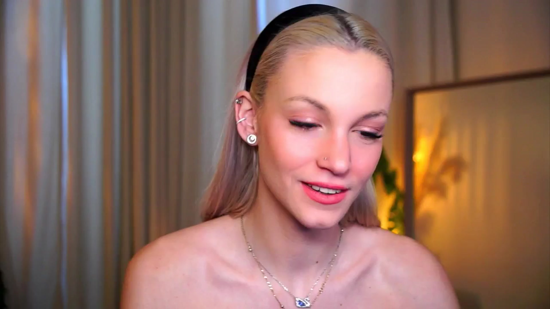 Gallery image thumbnail from Pretty_Choice's myfreecams stream on, 02/09/2026, 10:38 image 1 of 20