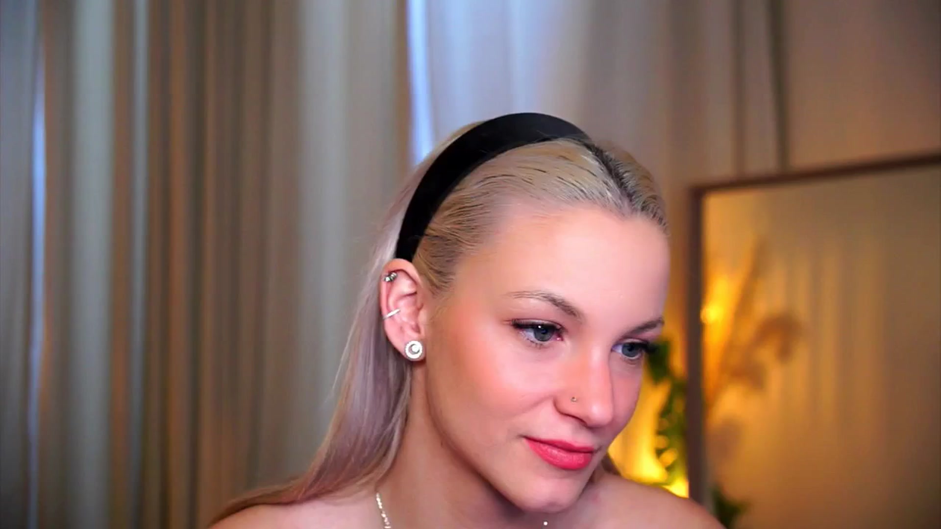 Gallery image thumbnail from Pretty_Choice's myfreecams stream on, 02/09/2026, 10:38 image 15 of 20