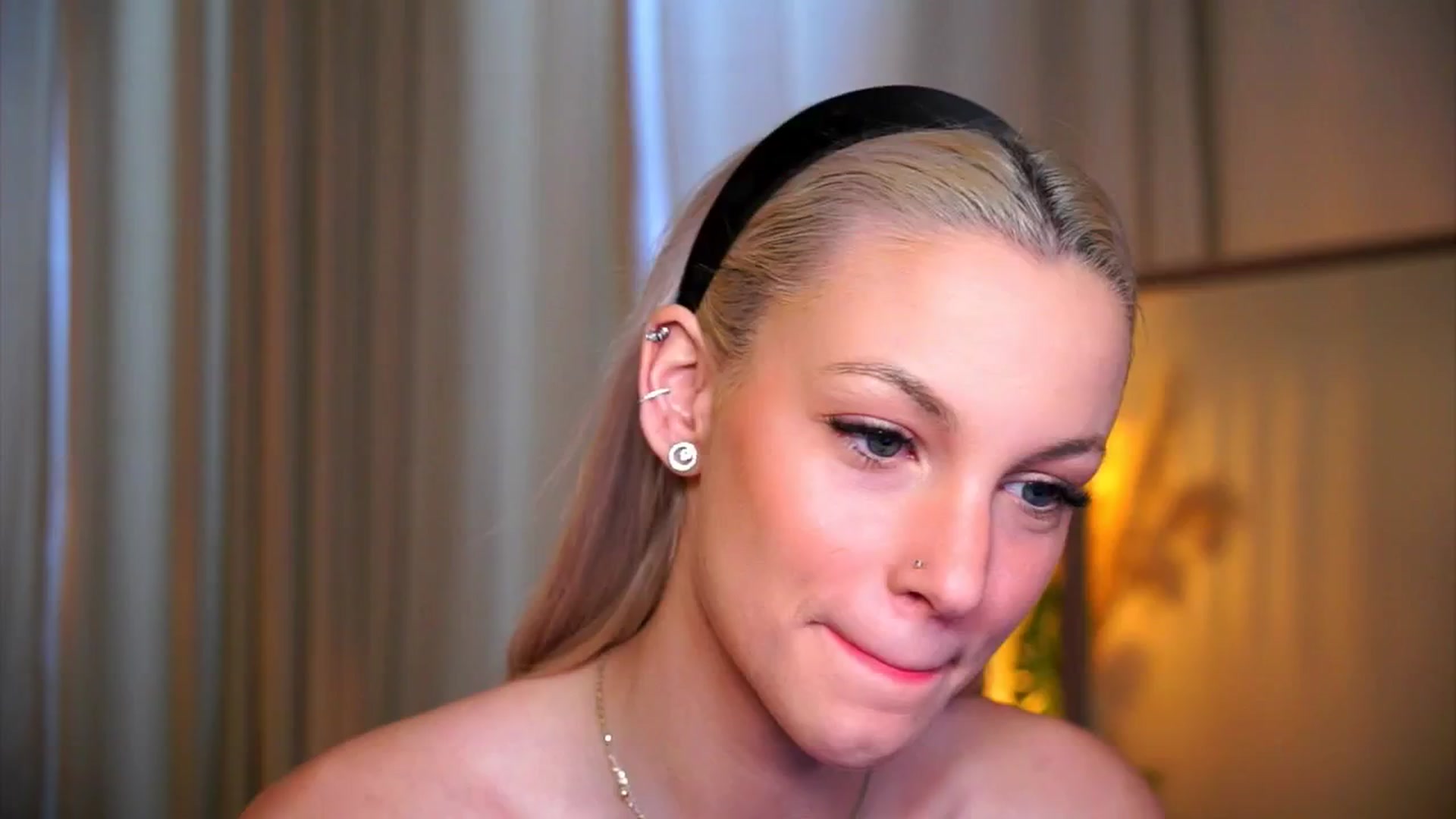 Gallery image thumbnail from Pretty_Choice's myfreecams stream on, 02/09/2026, 10:38 image 11 of 20