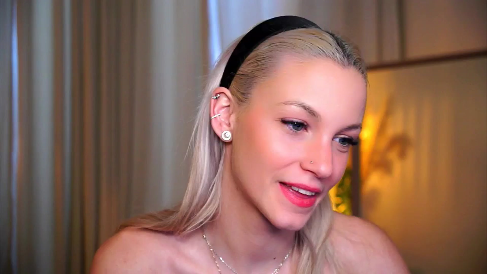 Gallery image thumbnail from Pretty_Choice's myfreecams stream on, 02/09/2026, 10:38 image 17 of 20
