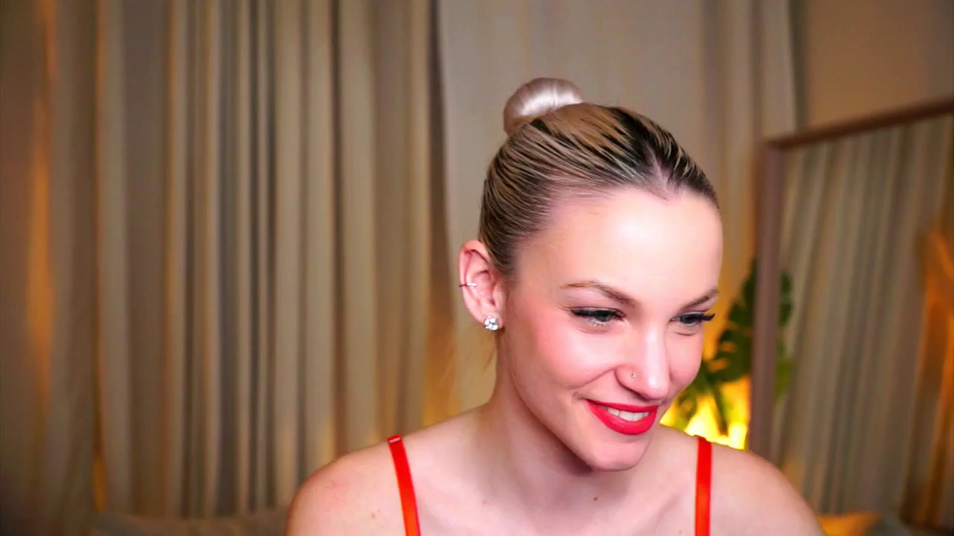 Gallery image thumbnail from Pretty_Choice's myfreecams stream on, 03/17/2026, 20:40 image 18 of 20