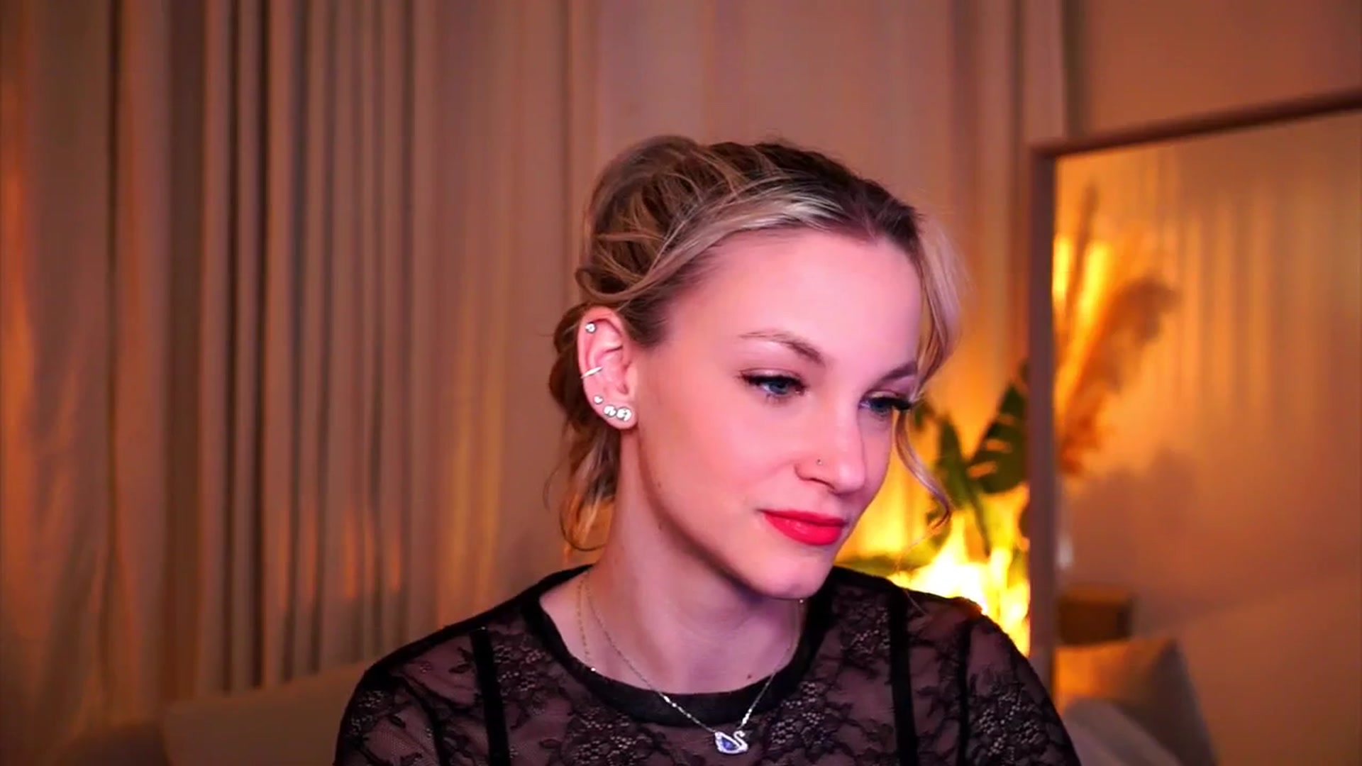 Gallery image thumbnail from Pretty_Choice's myfreecams stream on, 04/06/2026, 19:05 image 6 of 20