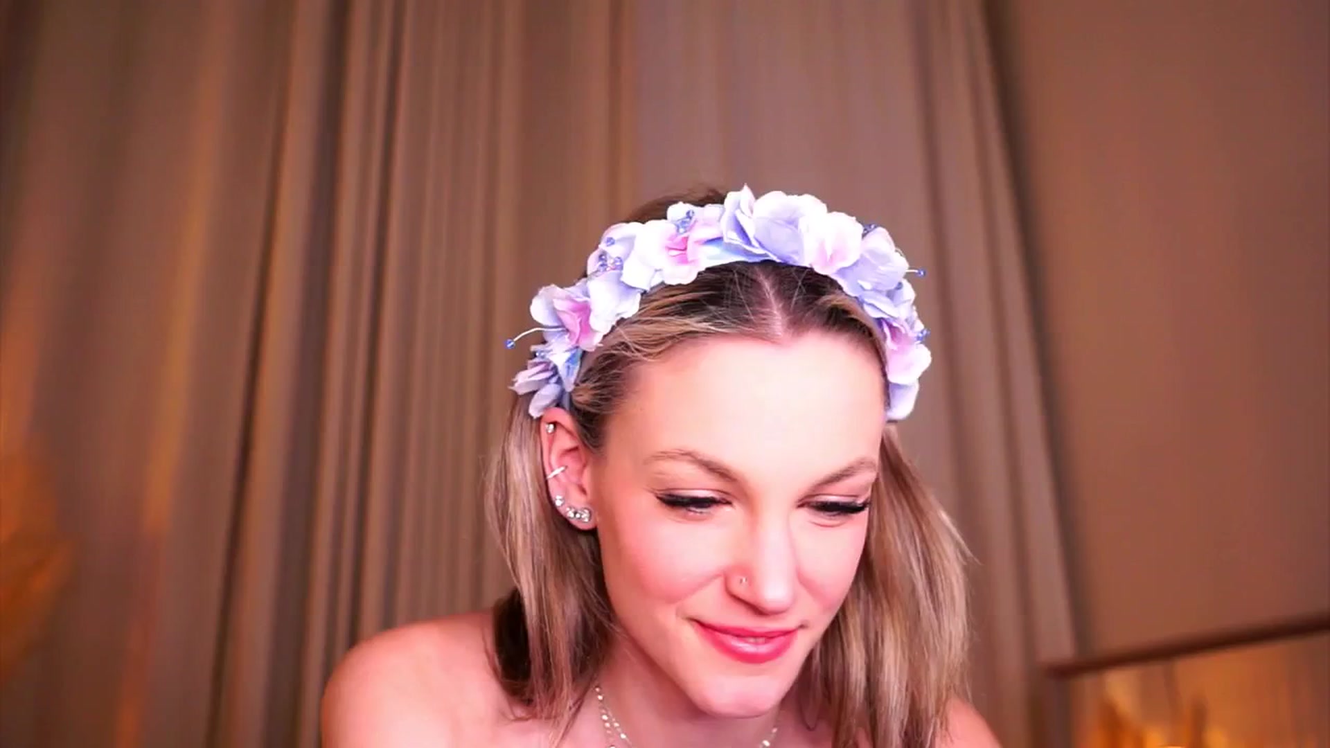 Gallery image thumbnail from Pretty_Choice's myfreecams stream on, 04/07/2026, 19:03 image 15 of 20
