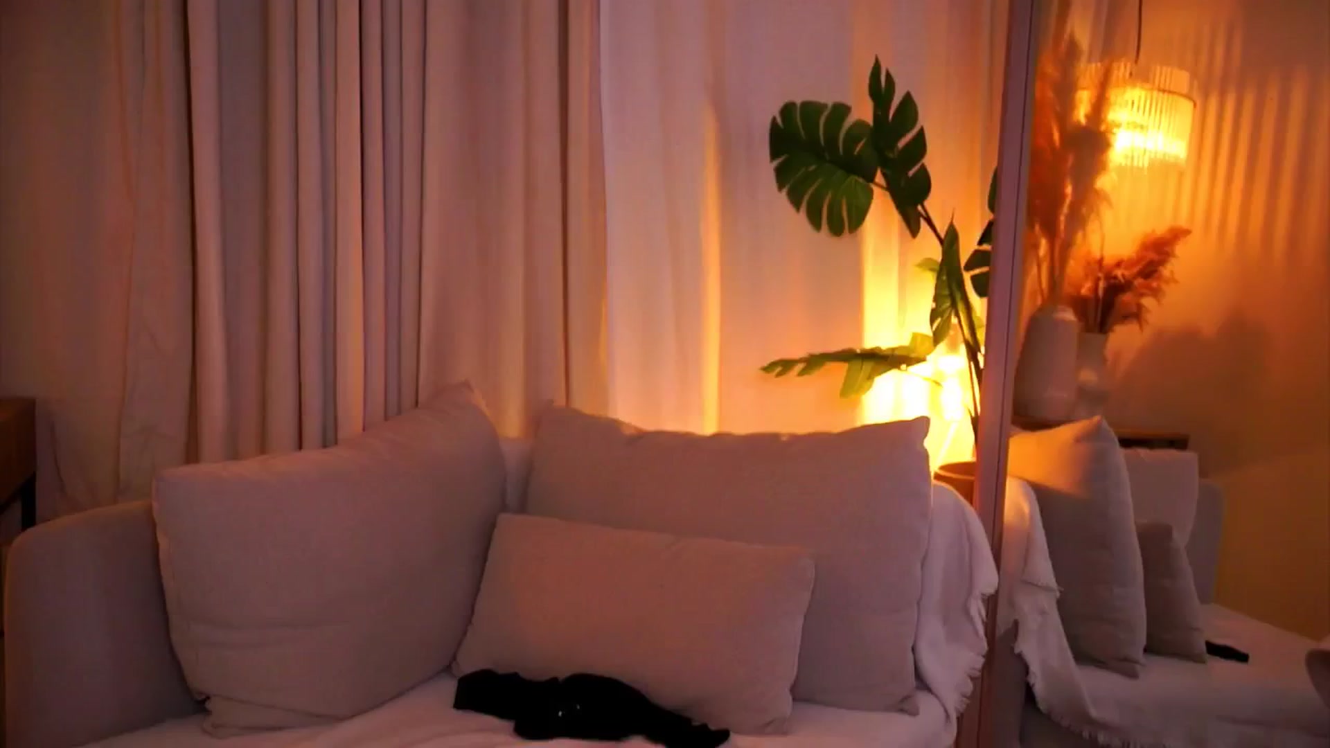 Gallery image thumbnail from Pretty_Choice's myfreecams stream on, 04/24/2026, 20:14 image 13 of 20