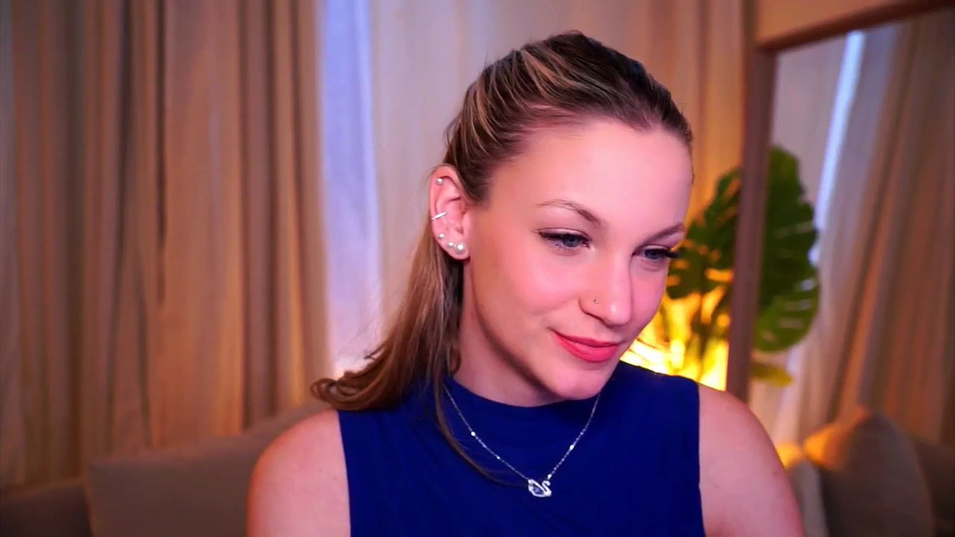 Gallery image thumbnail from Pretty_Choice's myfreecams stream on, 04/25/2026, 11:38 image 16 of 20