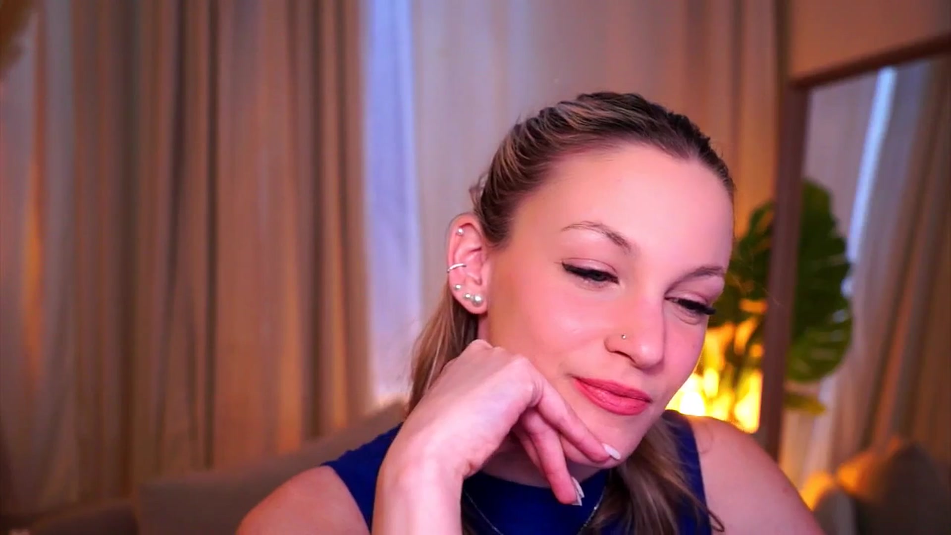 Gallery image thumbnail from Pretty_Choice's myfreecams stream on, 04/25/2026, 11:38 image 4 of 20