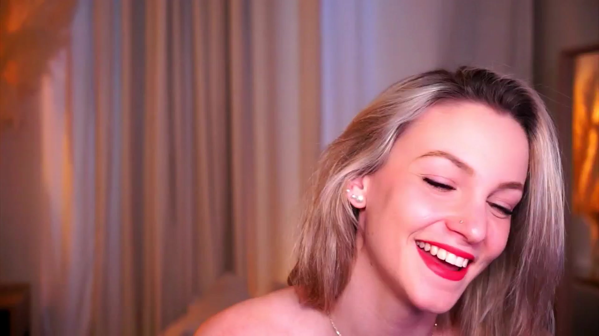 Gallery image thumbnail from Pretty_Choice's myfreecams stream on, 05/01/2026, 12:11 image 19 of 20