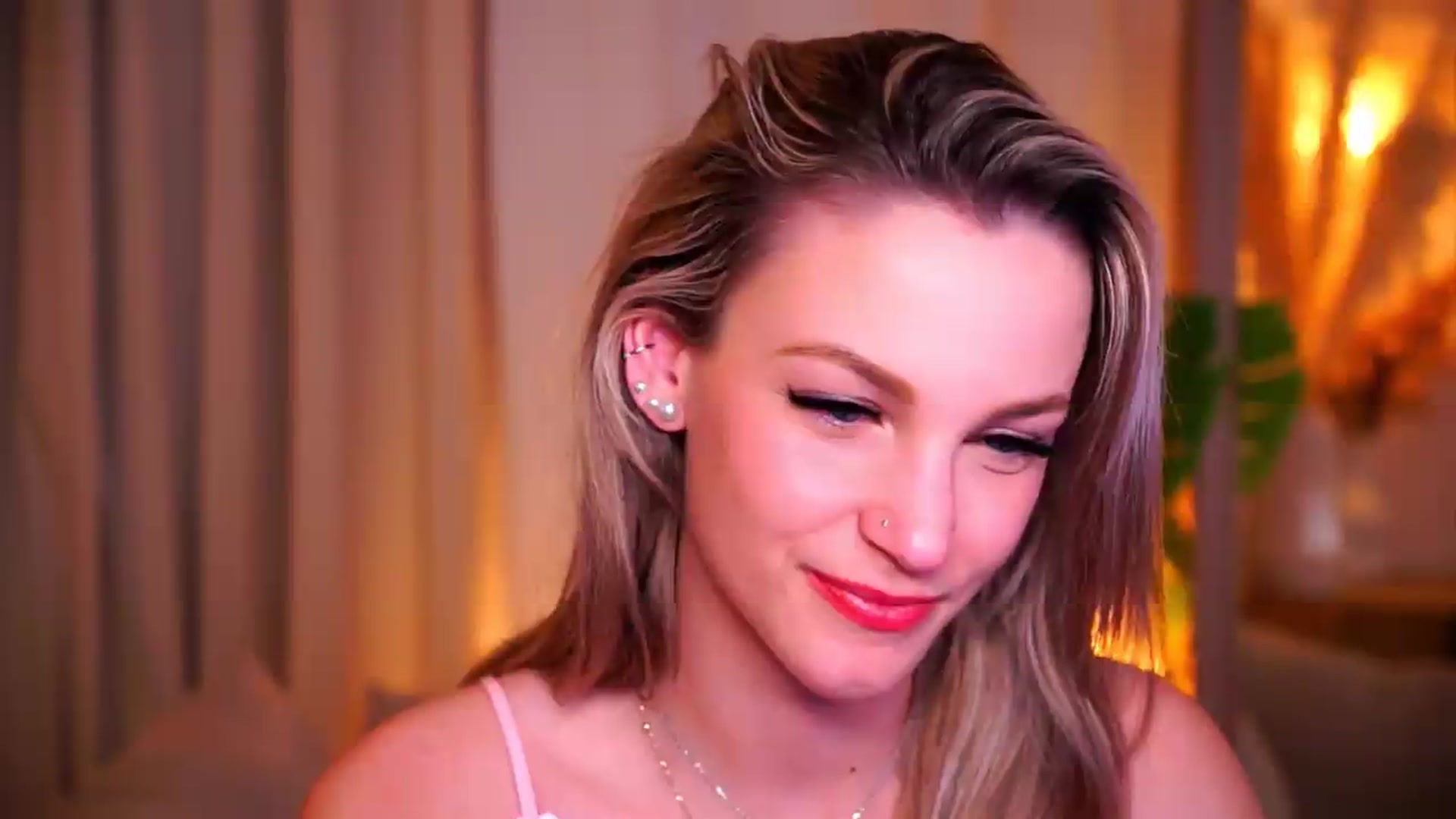 Gallery image thumbnail from Pretty_Choice's myfreecams stream on, 05/03/2026, 18:23 image 14 of 20