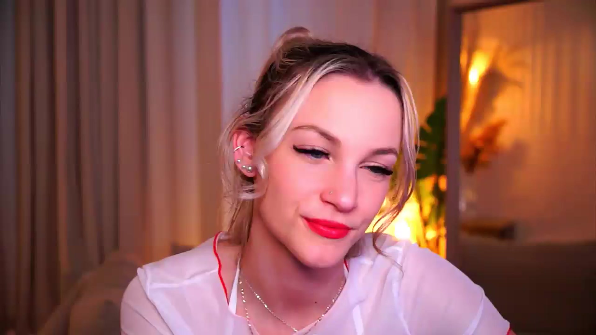 Gallery image thumbnail from Pretty_Choice's myfreecams stream on, 05/05/2026, 11:53 image 10 of 20