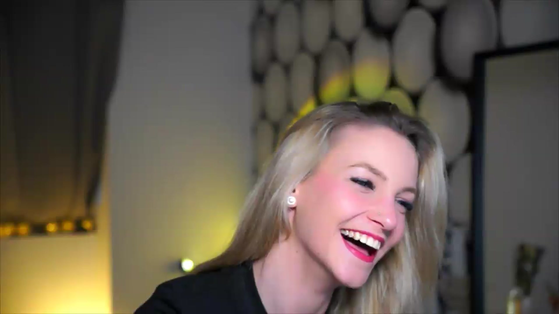 Gallery image thumbnail from Pretty_Choice's myfreecams stream on, 06/12/2026, 17:37 image 11 of 20