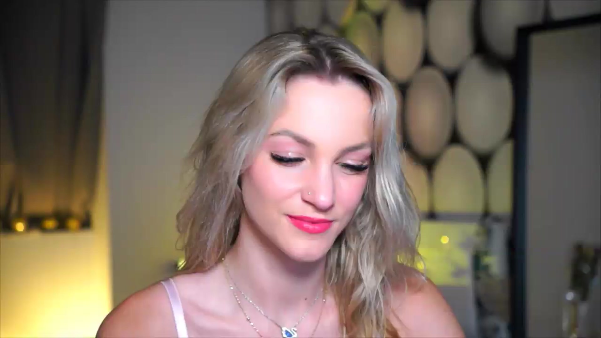 Gallery image thumbnail from Pretty_Choice's myfreecams stream on, 06/19/2026, 18:41 image 14 of 20