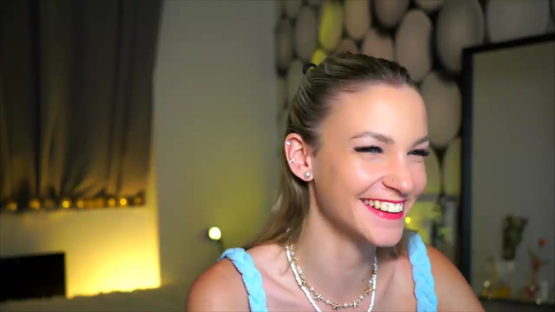 Gallery image thumbnail from Pretty_Choice's myfreecams stream on, 06/25/2026, 18:41 image 6 of 20