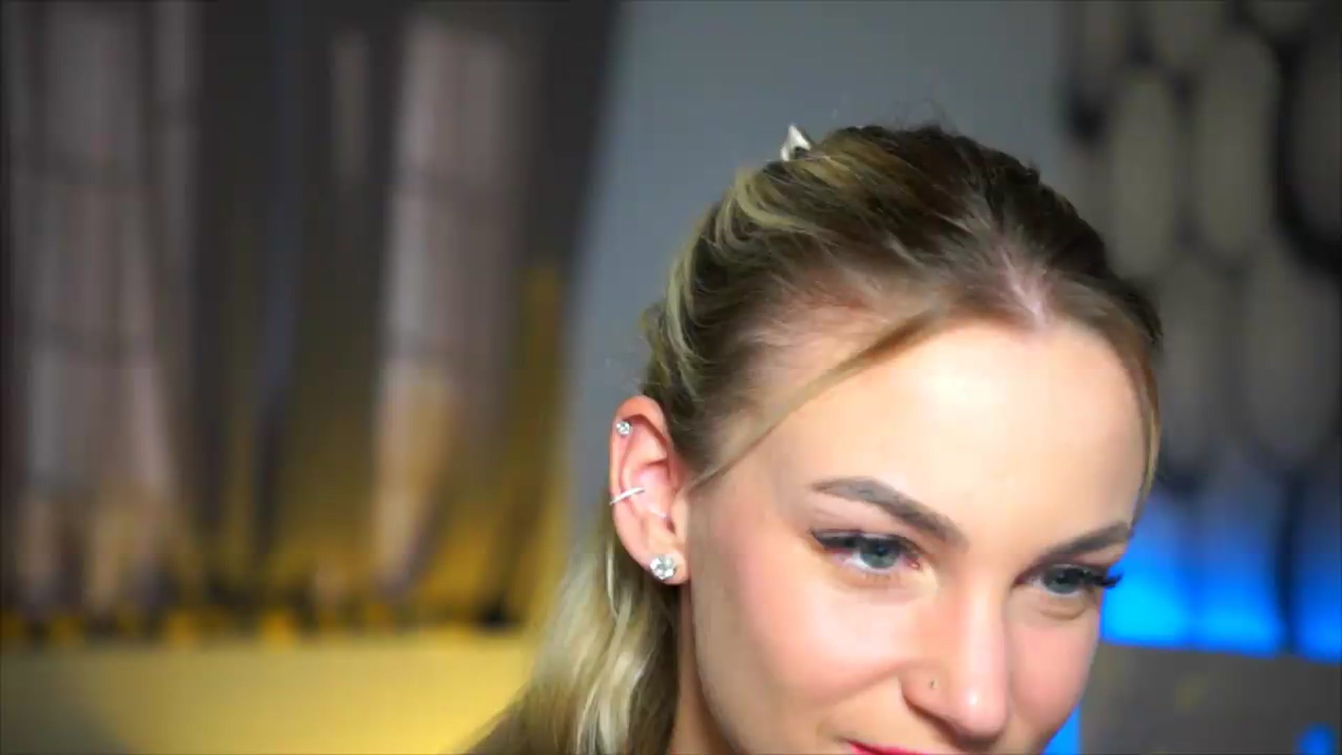 Gallery image thumbnail from Pretty_Choice's myfreecams stream on, 08/01/2026, 13:27 image 9 of 20