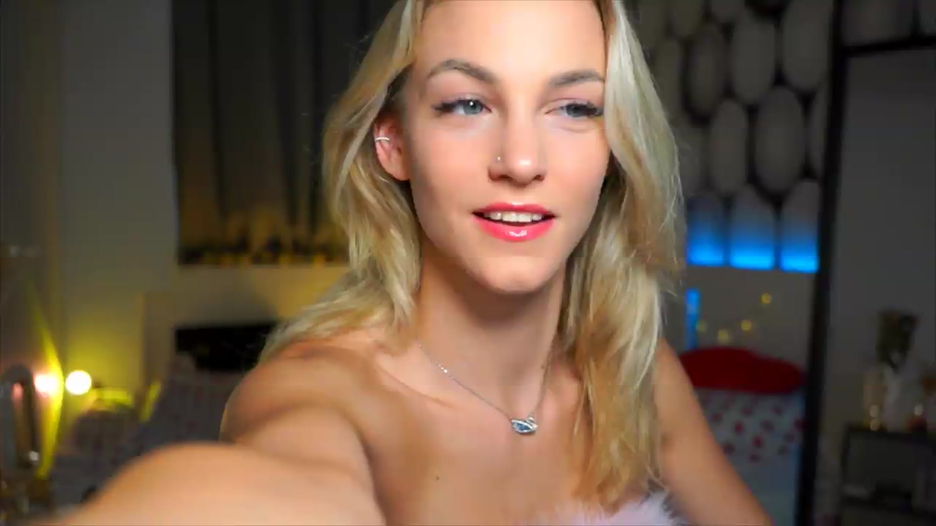 Gallery image thumbnail from Pretty_Choice's myfreecams stream on, 08/06/2026, 17:04 image 10 of 20