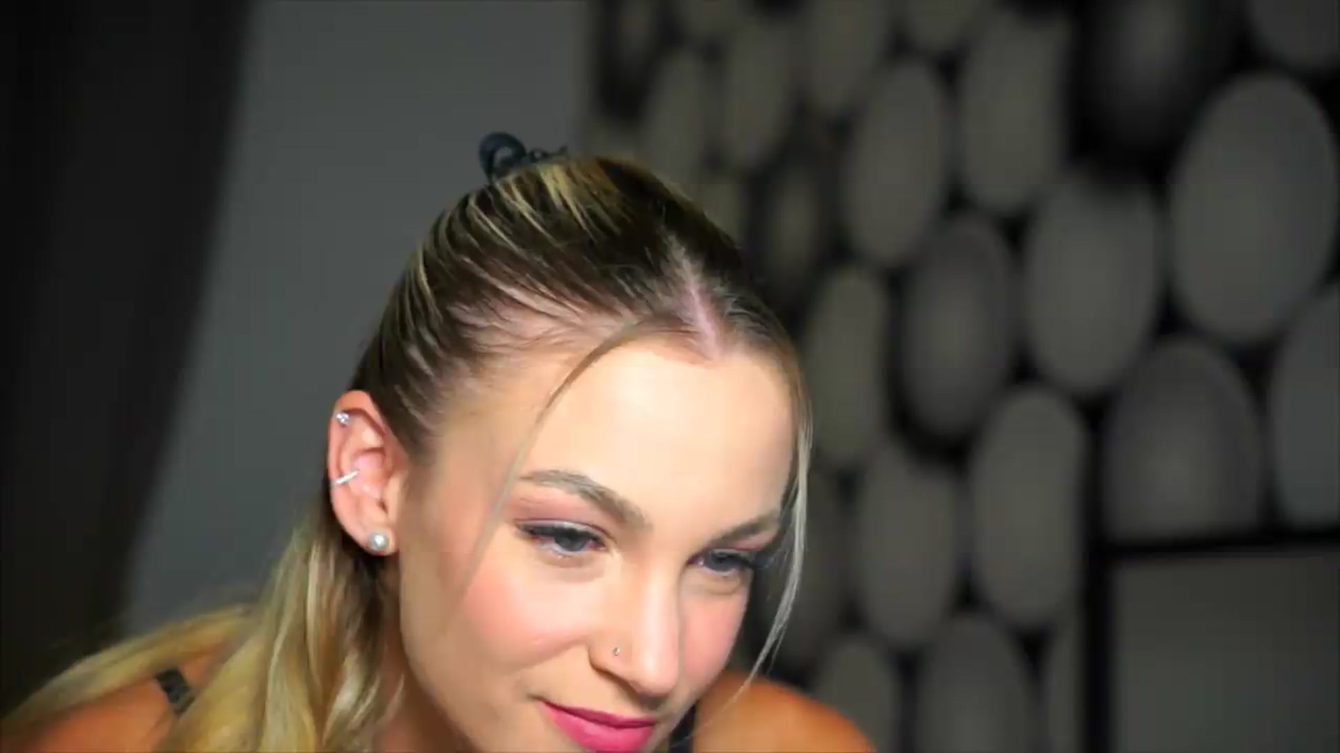 Gallery image thumbnail from Pretty_Choice's myfreecams stream on, 08/18/2026, 15:45 image 16 of 20