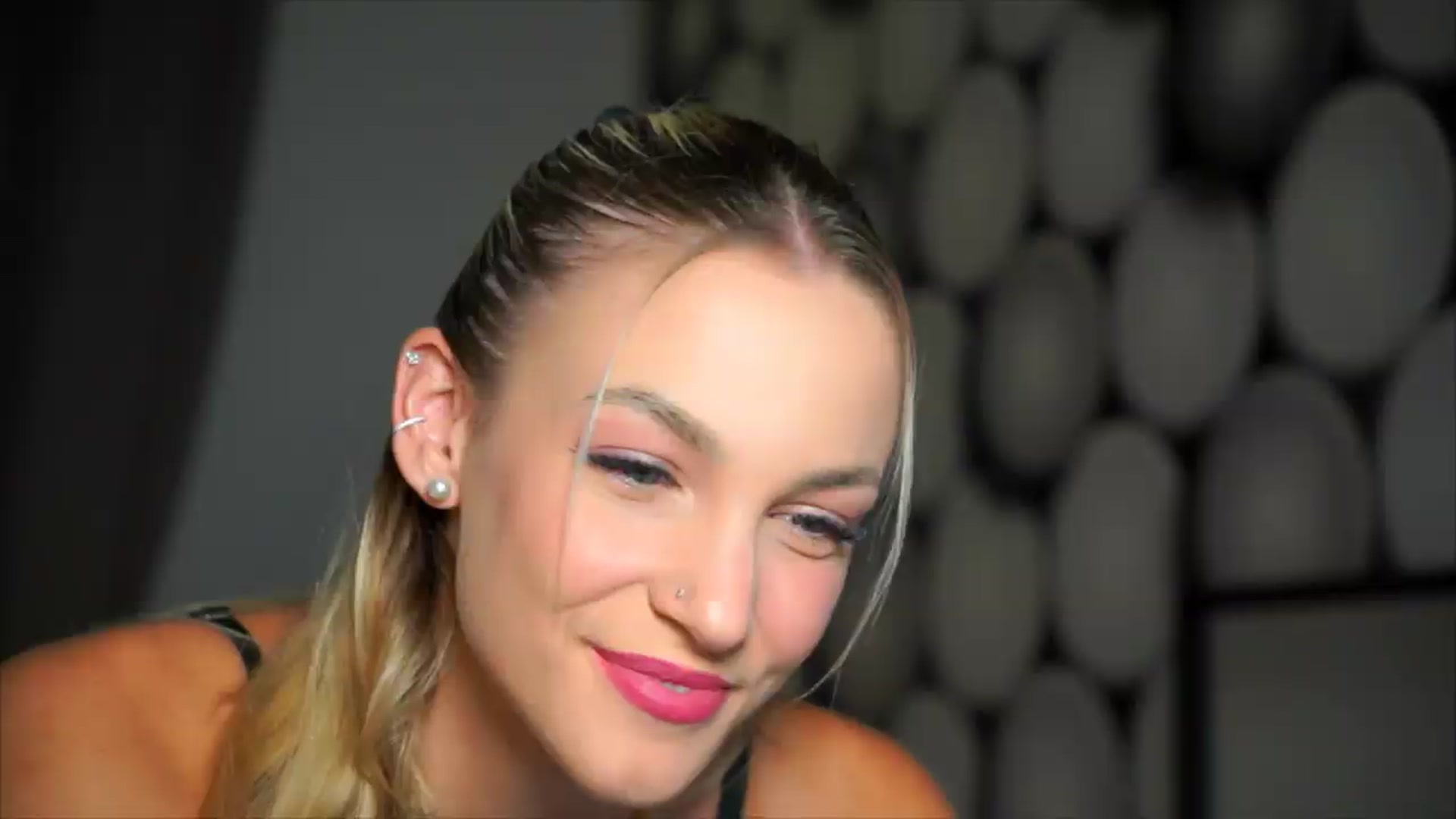 Gallery image thumbnail from Pretty_Choice's myfreecams stream on, 08/18/2026, 15:45 image 19 of 20