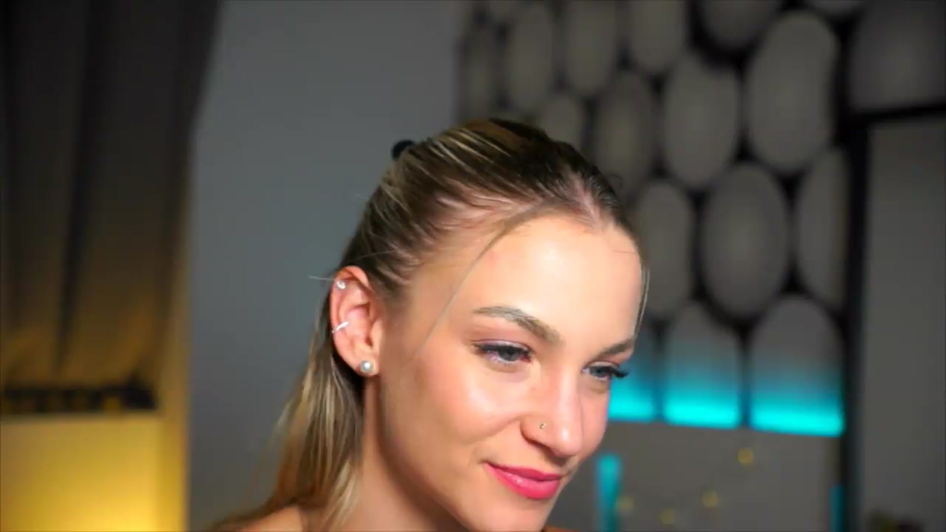 Gallery image thumbnail from Pretty_Choice's myfreecams stream on, 08/18/2026, 19:41 image 9 of 20