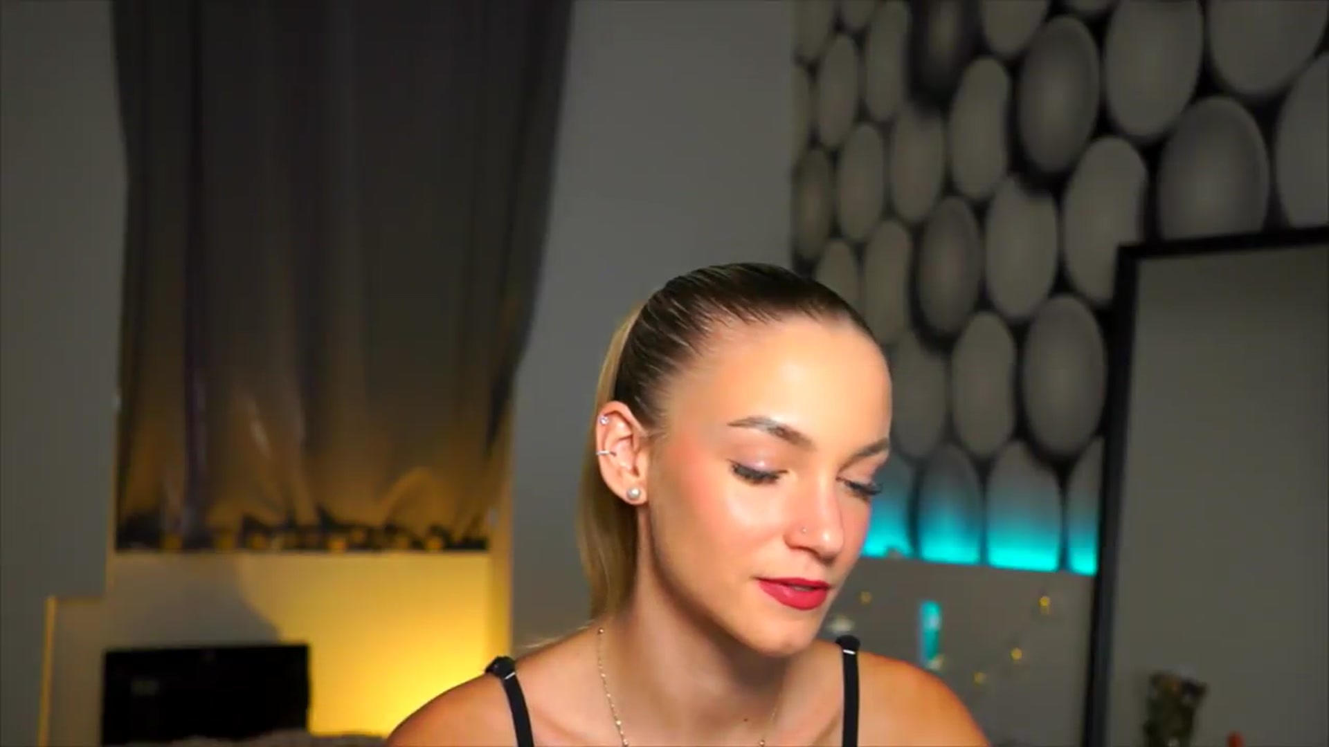 Gallery image thumbnail from Pretty_Choice's myfreecams stream on, 08/22/2026, 11:32 image 12 of 20