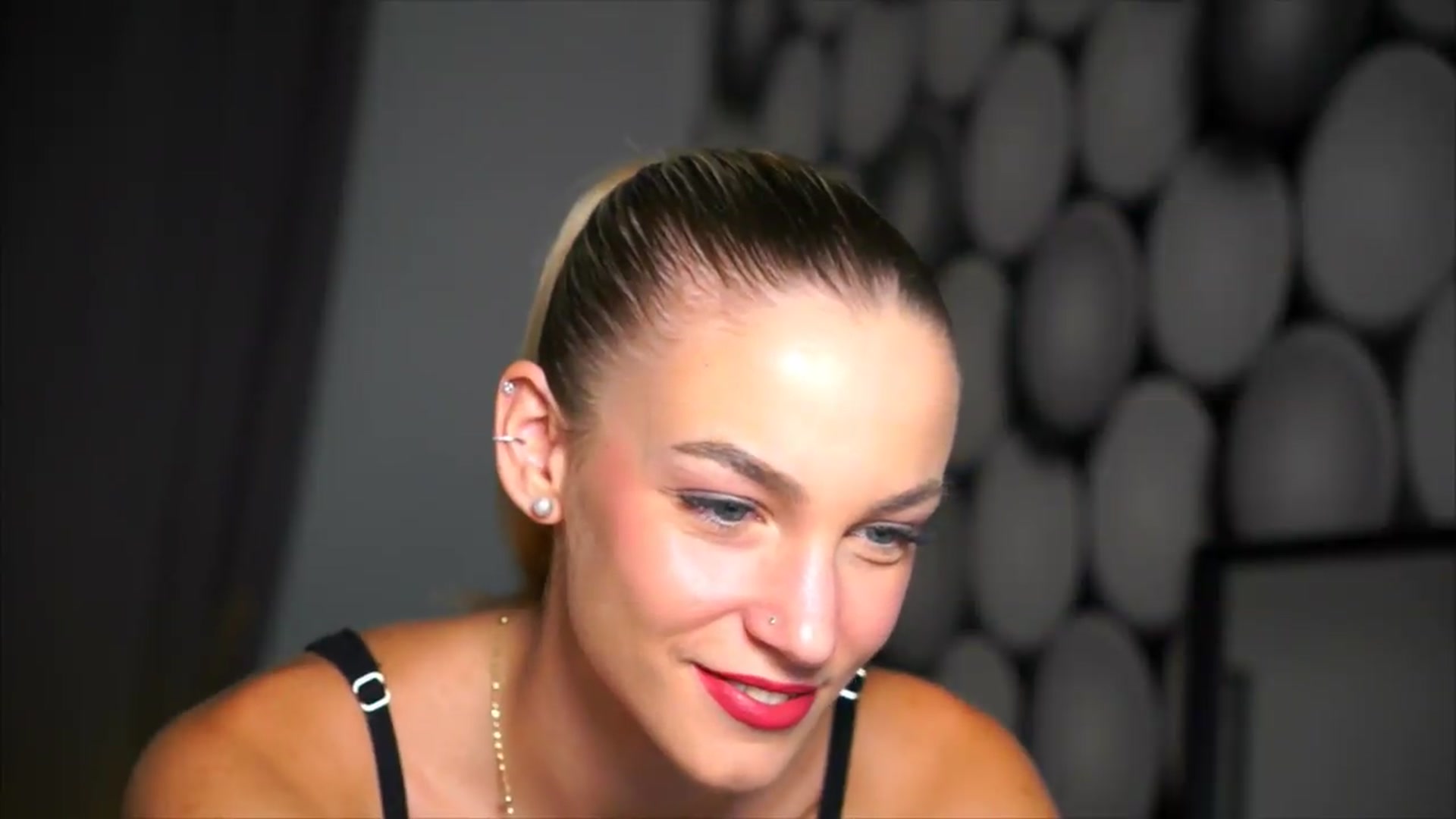Gallery image thumbnail from Pretty_Choice's myfreecams stream on, 08/22/2026, 11:32 image 3 of 20