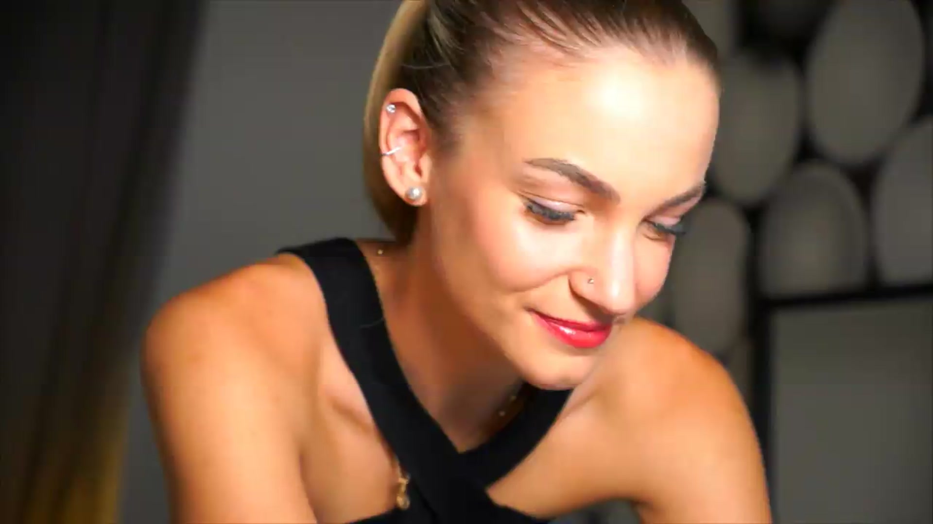Gallery image thumbnail from Pretty_Choice's myfreecams stream on, 08/23/2026, 13:37 image 19 of 20