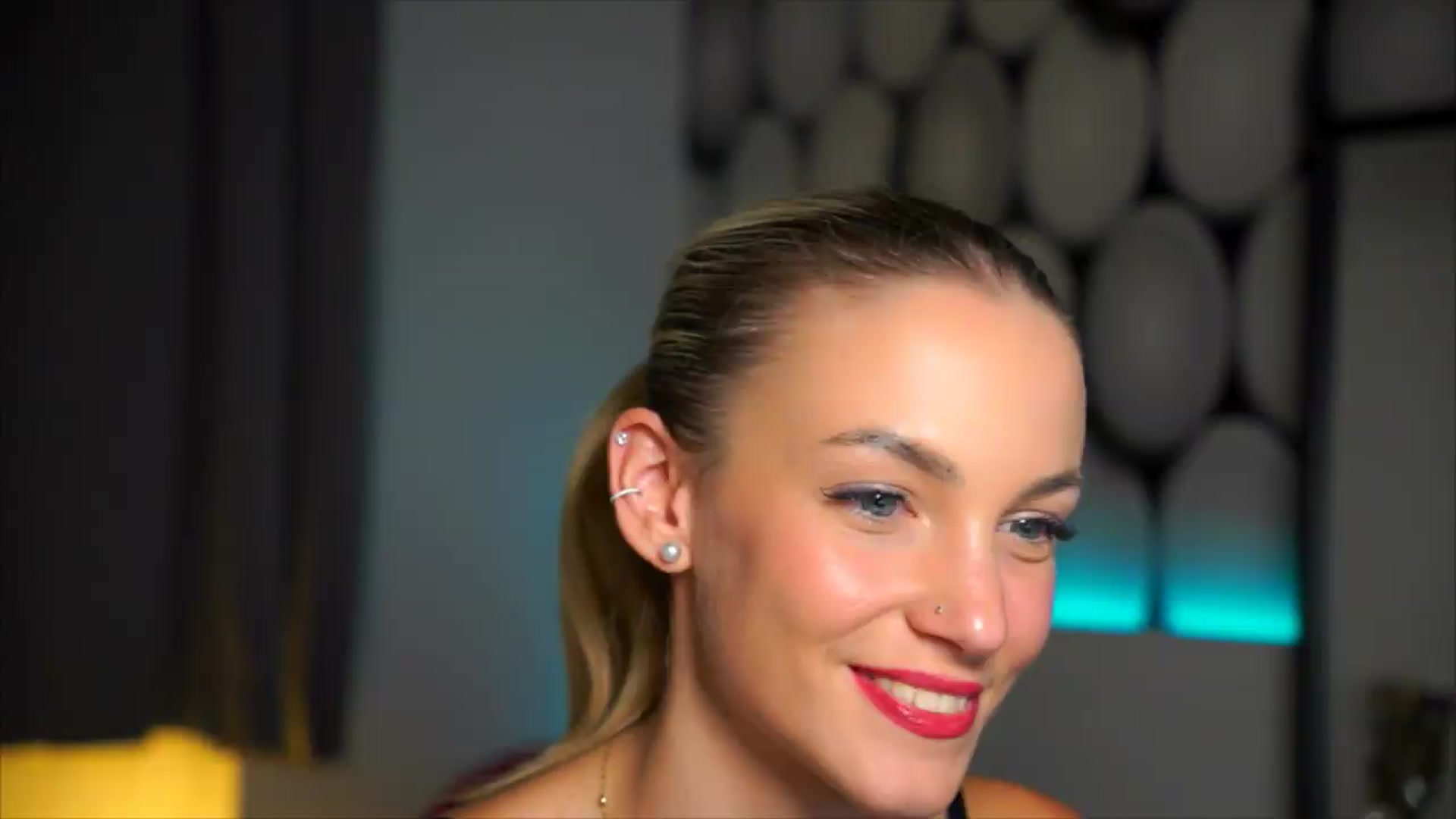 Gallery image thumbnail from Pretty_Choice's myfreecams stream on, 08/25/2026, 19:24 image 7 of 20