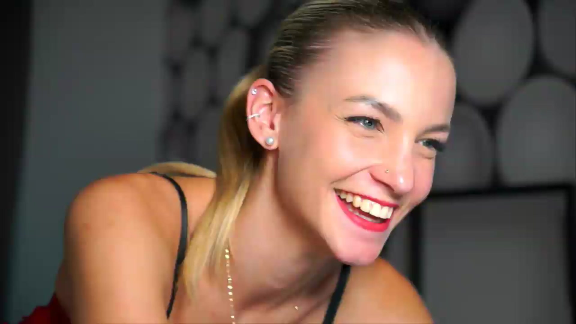 Gallery image thumbnail from Pretty_Choice's myfreecams stream on, 08/25/2026, 20:39 image 11 of 20