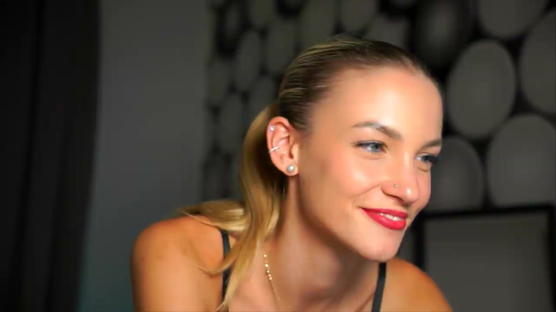 Gallery image thumbnail from Pretty_Choice's myfreecams stream on, 08/25/2026, 21:08 image 19 of 20