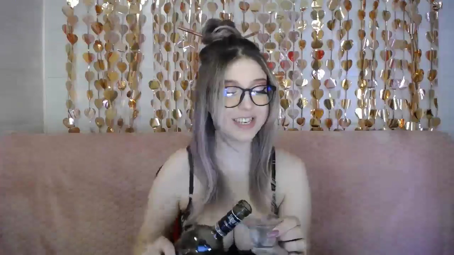 Gallery image thumbnail from Pretty_kissss's myfreecams stream on, 03/03/2026, 03:31 image 17 of 20