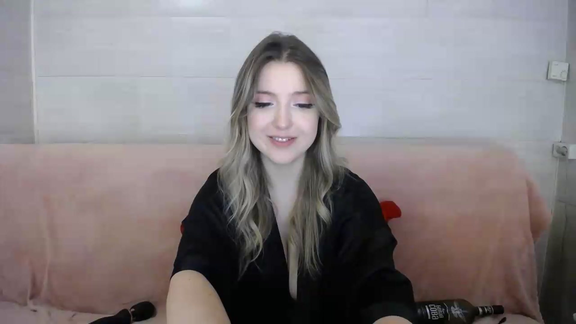 Gallery image thumbnail from Pretty_kissss's myfreecams stream on, 05/31/2026, 04:14 image 12 of 20