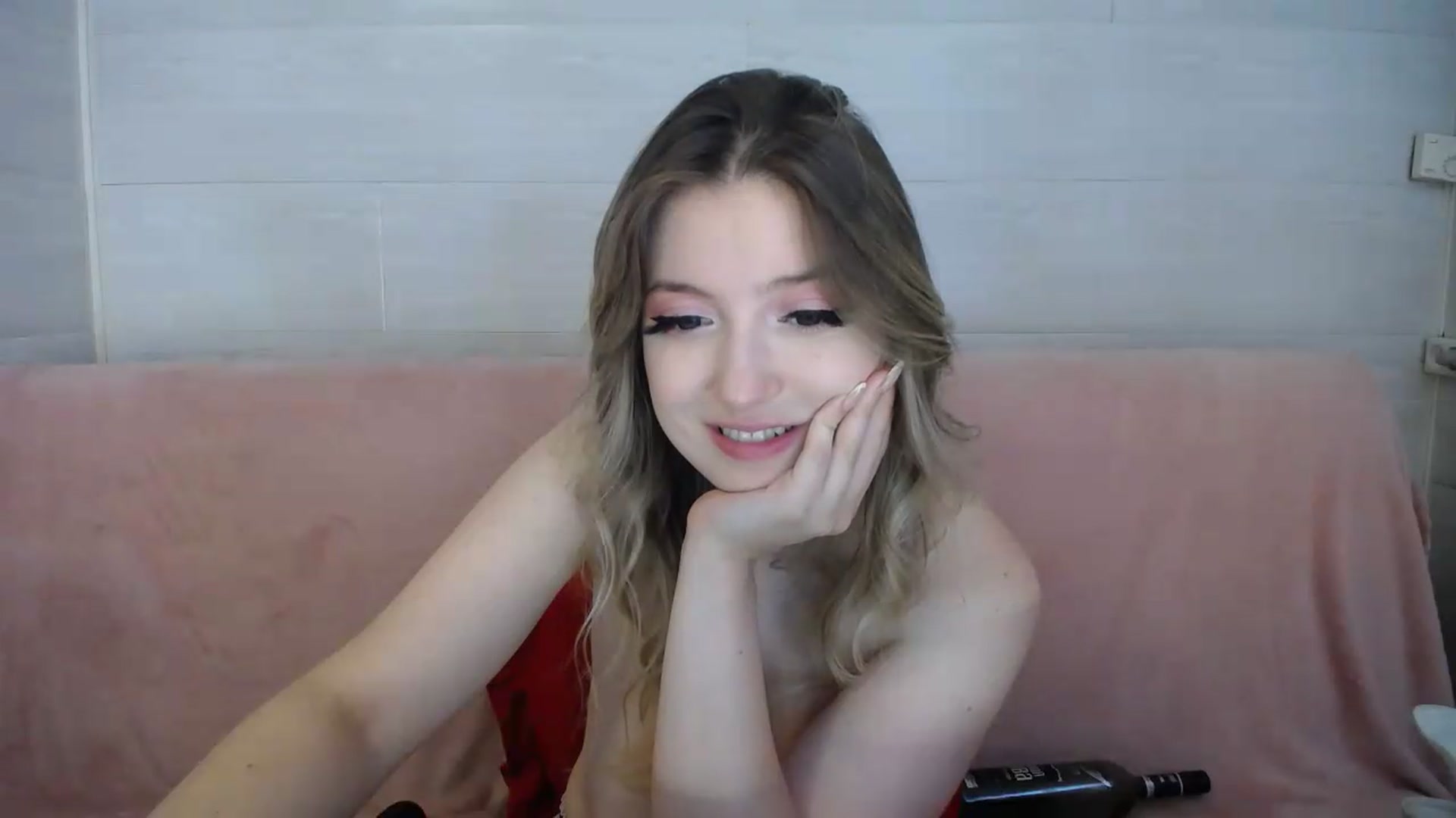 Gallery image thumbnail from Pretty_kissss's myfreecams stream on, 06/14/2026, 04:48 image 8 of 20