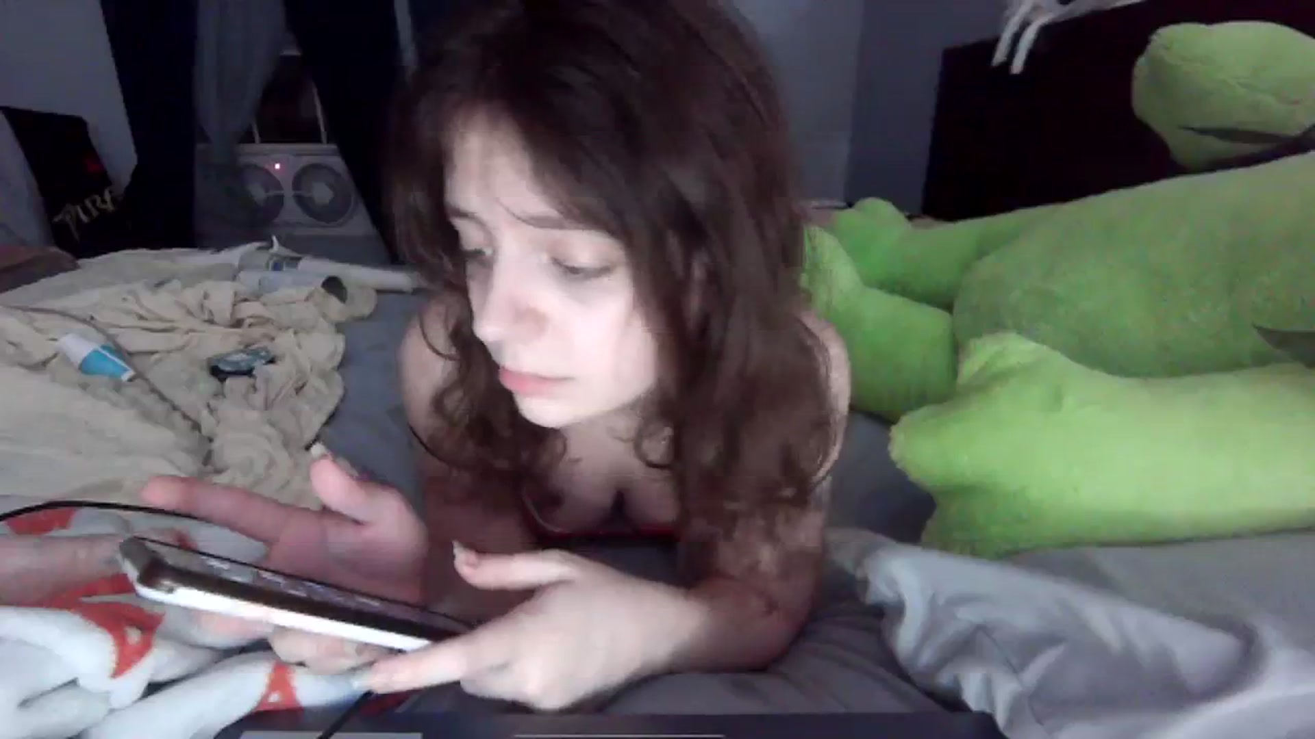 Gallery image thumbnail from Prettybutsad's myfreecams stream on, 08/17/2023, 06:22 image 17 of 20