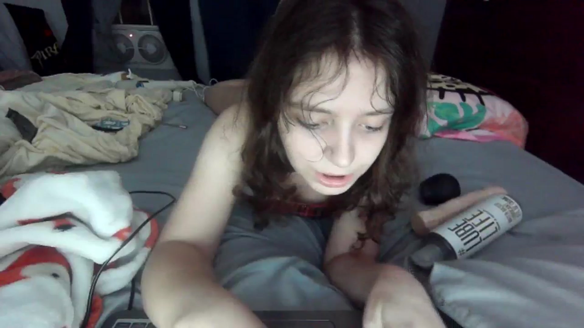 Gallery image thumbnail from Prettybutsad's myfreecams stream on, 08/17/2023, 07:48 image 5 of 20