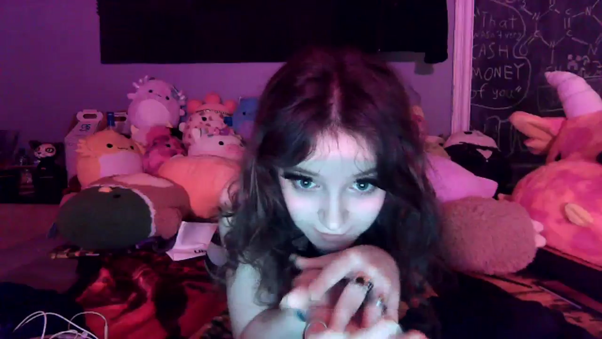 Gallery image thumbnail from Prettybutsad's myfreecams stream on, 08/19/2023, 07:58 image 12 of 20