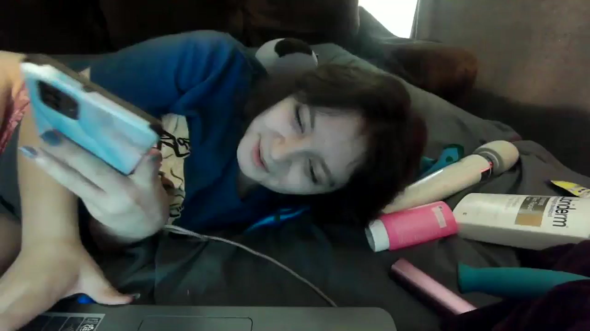 Gallery image thumbnail from Prettybutsad's myfreecams stream on, 08/27/2023, 09:53 image 17 of 20