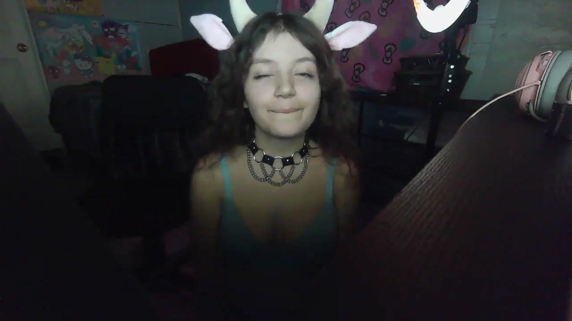 Gallery image thumbnail from Prettybutsad's myfreecams stream on, 09/29/2023, 08:11 image 14 of 20