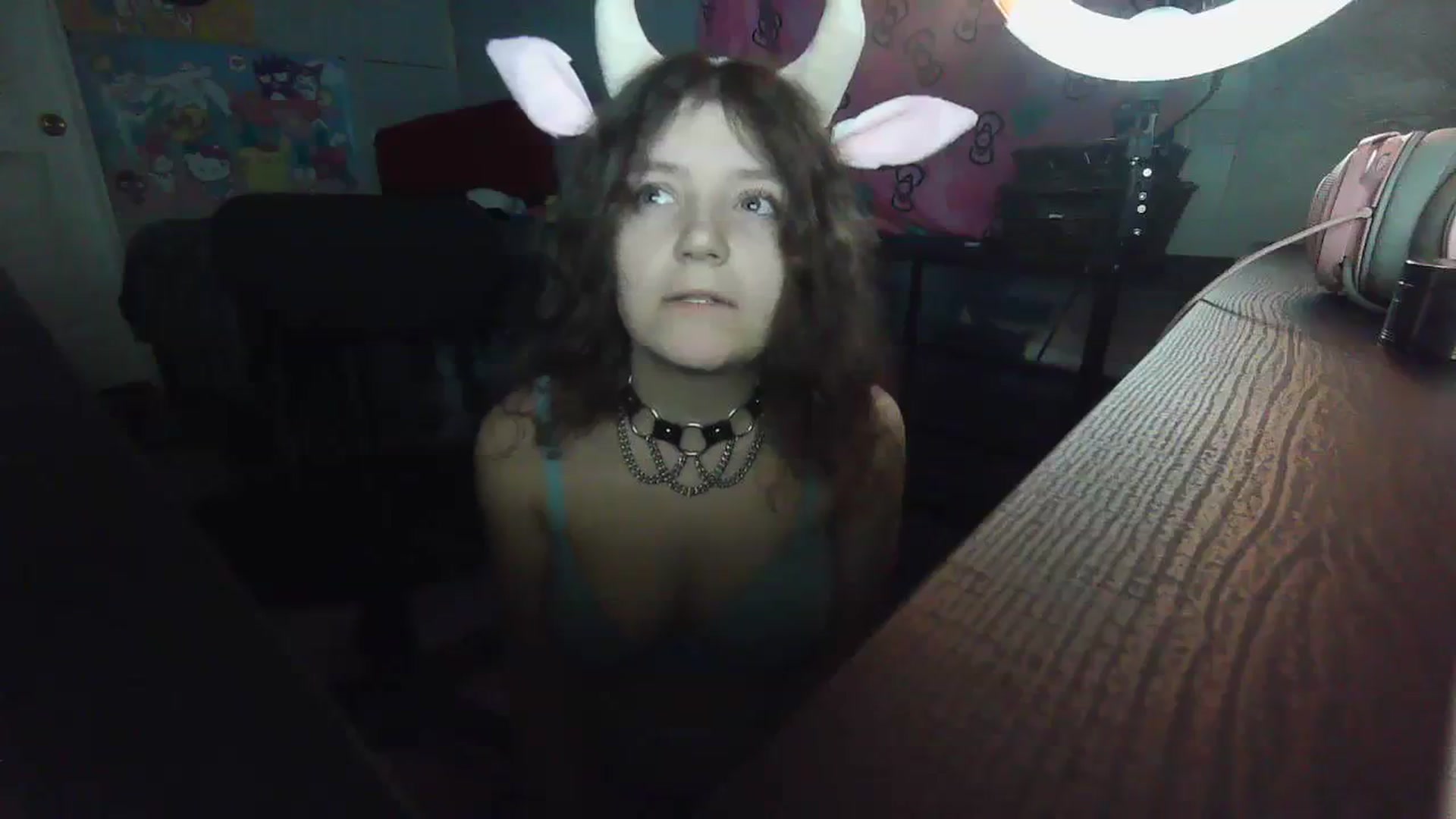 Gallery image thumbnail from Prettybutsad's myfreecams stream on, 09/29/2023, 08:11 image 18 of 20