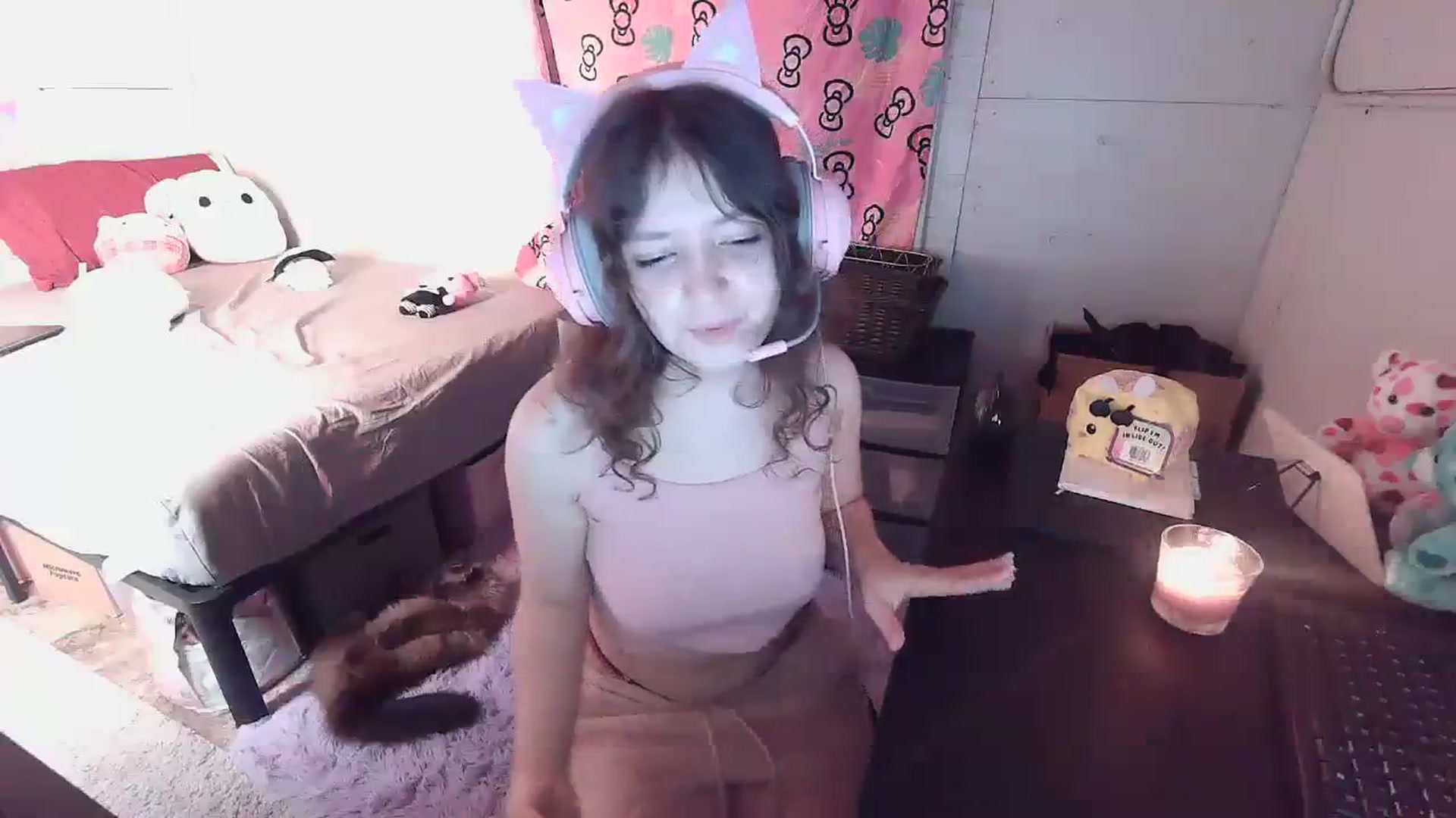 Gallery image thumbnail from Prettybutsad's myfreecams stream on, 10/05/2023, 08:55 image 3 of 20