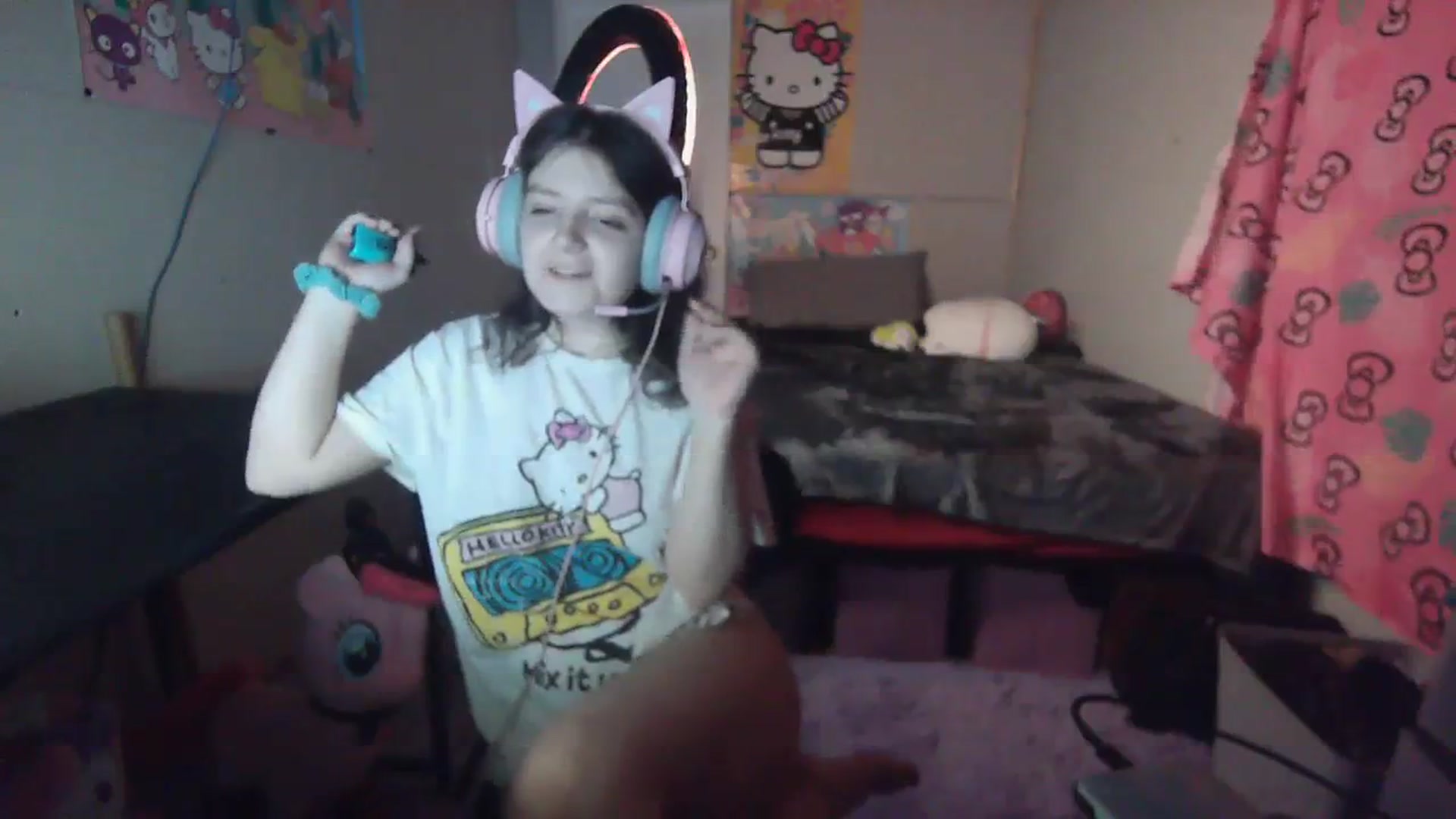 Gallery image thumbnail from Prettybutsad's myfreecams stream on, 10/25/2023, 09:41 image 9 of 20